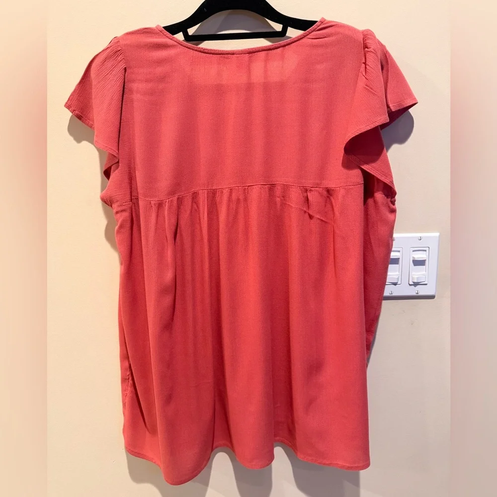 EUC size XL Women's Coral Tassel-Tie Swing Flutter Sleeve Top - Picture 2 of 4